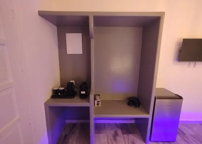 White & Blue Apartment *