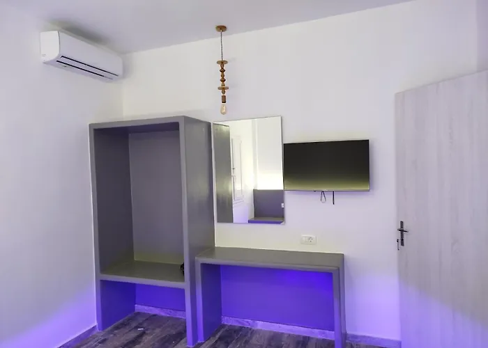 White & Blue Appartement