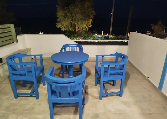 アパート White & Blue